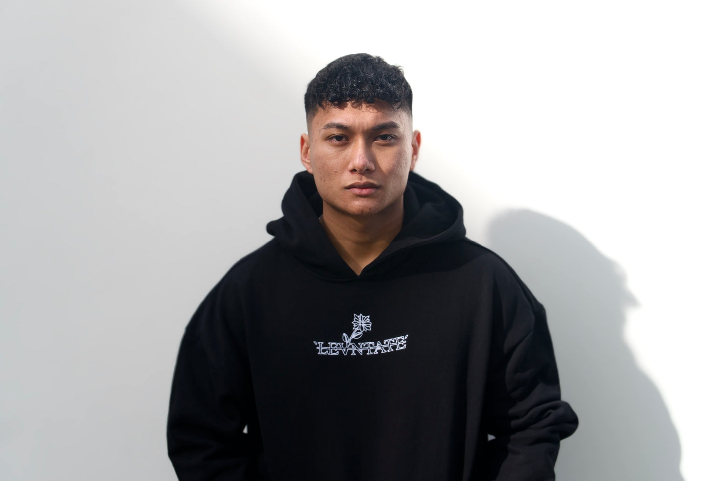 LEVNTATE / Flower-Drop Oversize Hoodie (schwarz)